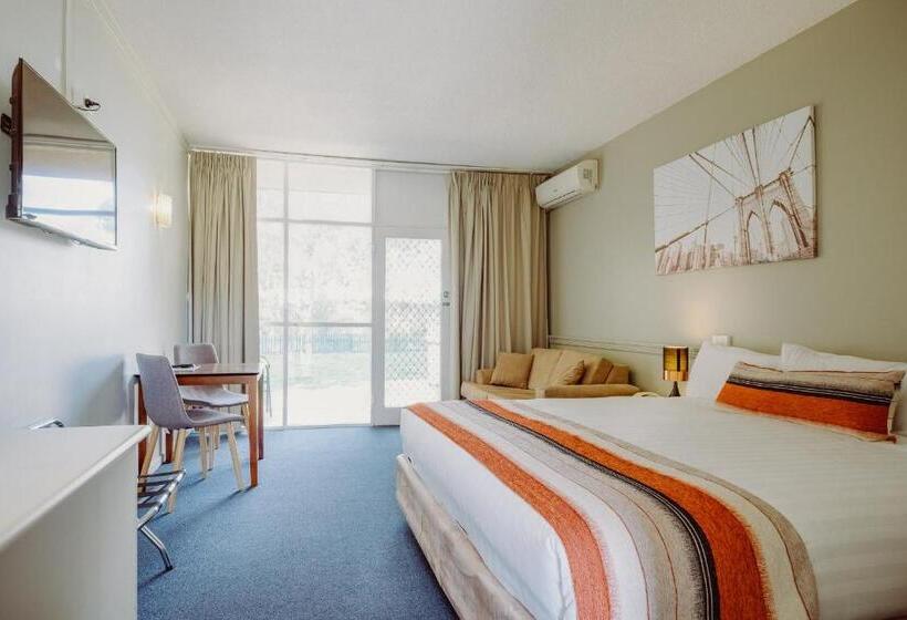 Artesian Spa Motel