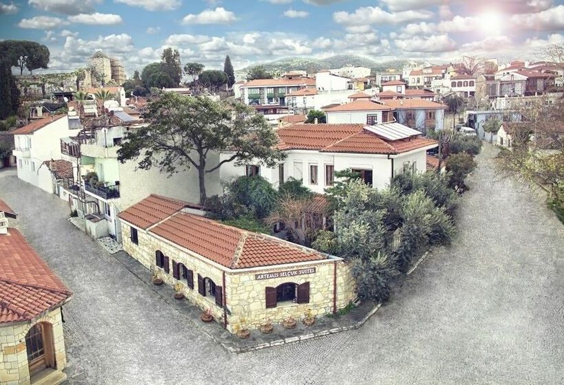 هتل Artemis Selcuk Suites