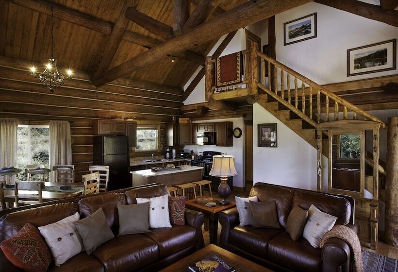בית מלון כפרי Brush Creek Ranch