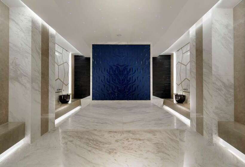 Doubletree By Hilton Hotel Istanbul   Piyalepasa