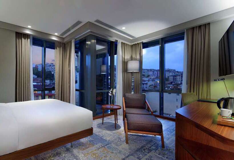 Doubletree By Hilton Hotel Istanbul   Piyalepasa