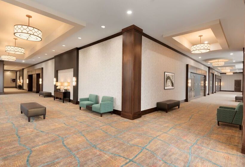 호텔 Embassy Suites By Hilton Chicago Naperville