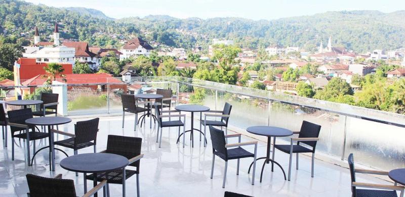 هتل Everbright Ambon