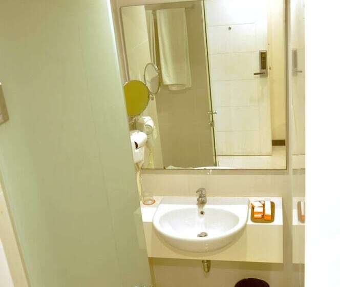 هتل Everbright Ambon