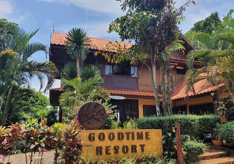 هتل Good Time Sports Village Koh Mak