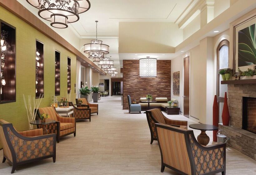 هتل Hilton Garden Inn Rochester Downtown, Ny