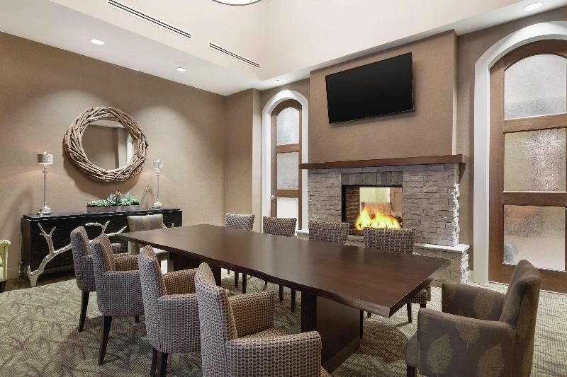 هتل Hilton Garden Inn Rochester Downtown, Ny