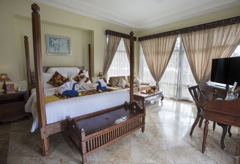 فندق Lorin Beach Resort Belitung