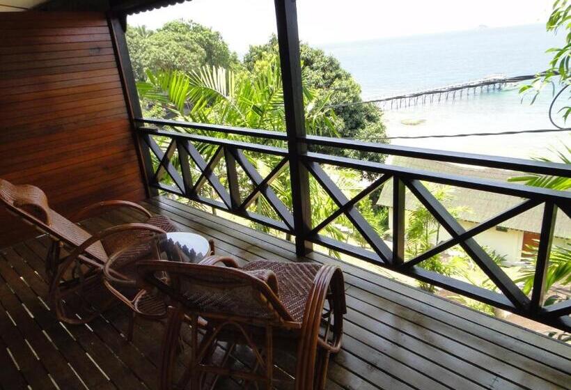 فندق Minang Cove Resort