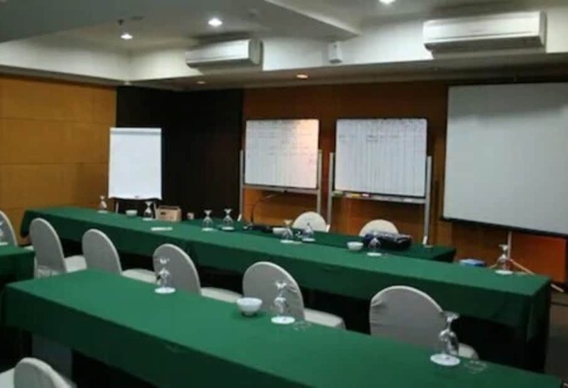 هتل Pacific Balikpapan