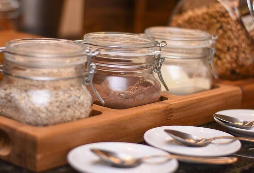 Отель Ibis Styles Garanhuns