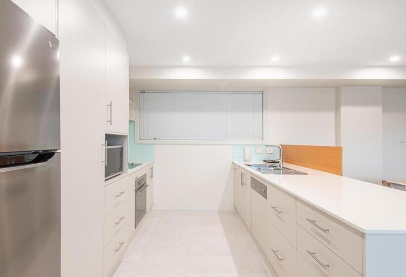 Warners Bay Apartments
