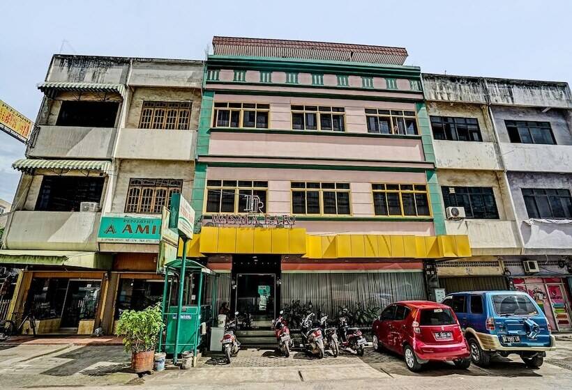 هتل Oyo 91805  Wisma Bari
