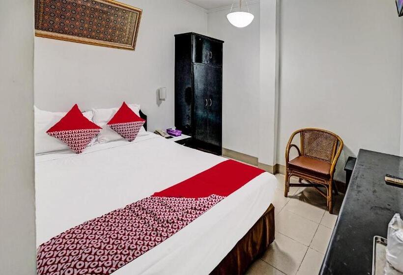 هتل Oyo 91805  Wisma Bari