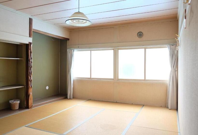 膳宿费 ゲストハウス&カフェバー エストアール