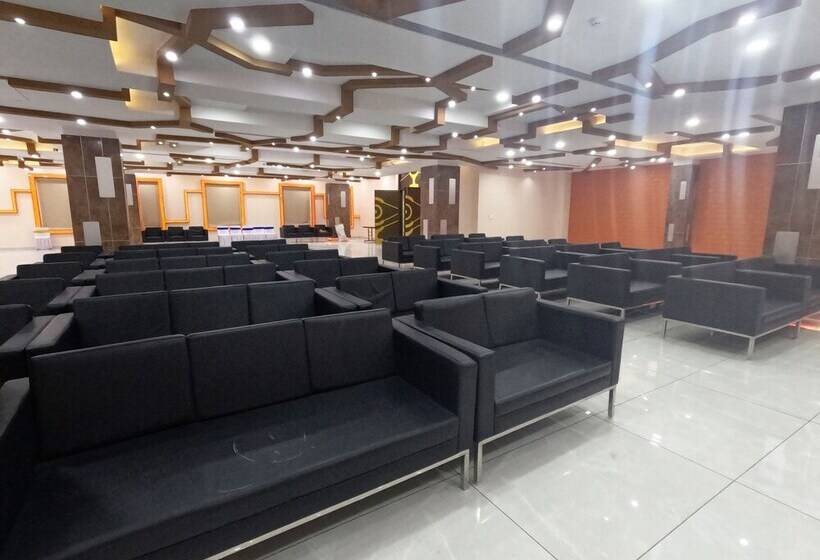 فندق Annpurna Regency