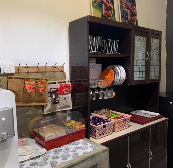 تختخواب و صبحانه Batu Bata Guesthouse