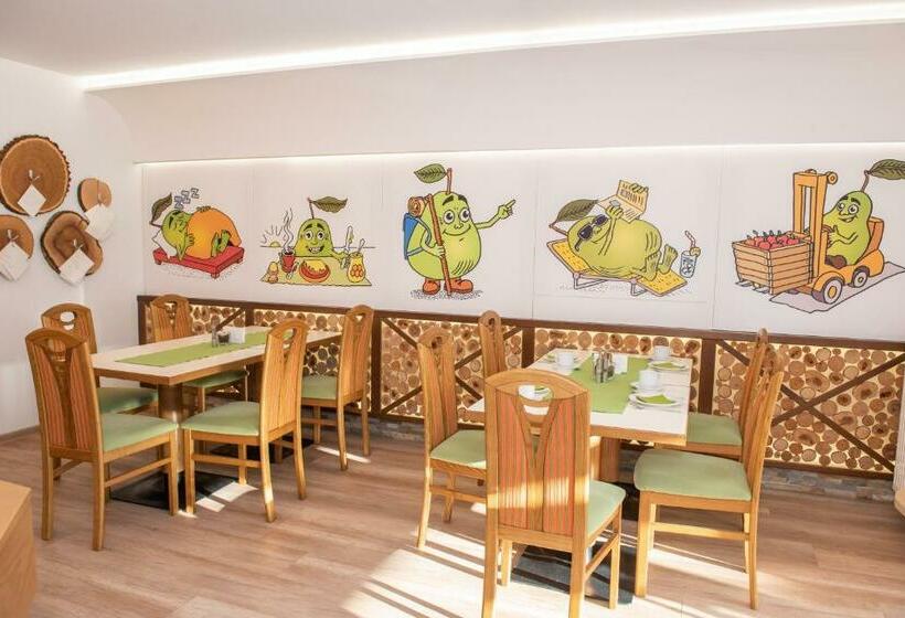 ベッドアンドブレックファースト Pension Cäcilia