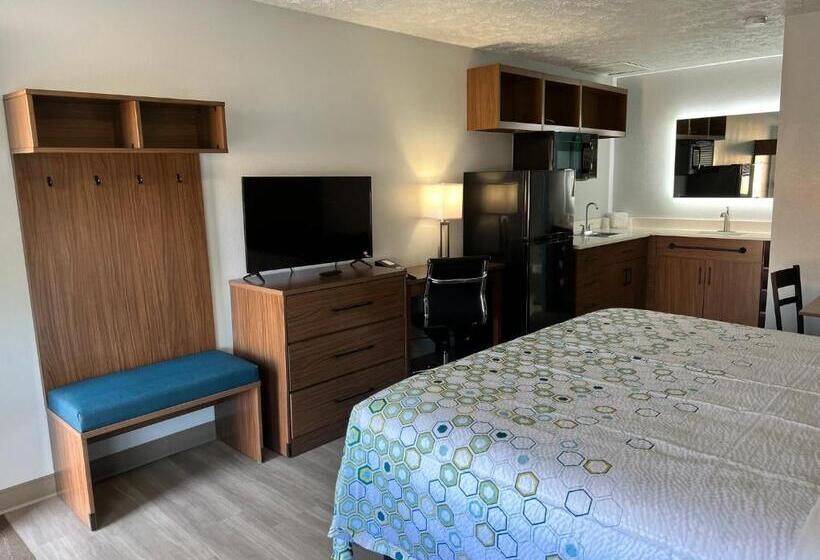 هتل Hometowne Studios By Red Roof Georgetown, Ky