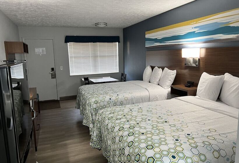 هتل Hometowne Studios By Red Roof Georgetown, Ky