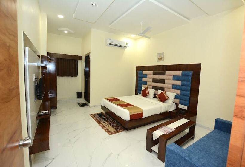 호텔 Villa Inn