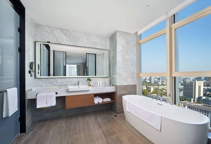 فندق Hilton Garden Inn Hangzhou Xixi Zijingang