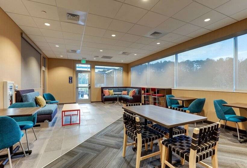 בית מלון כפרי Tru By Hilton Smithfield I95