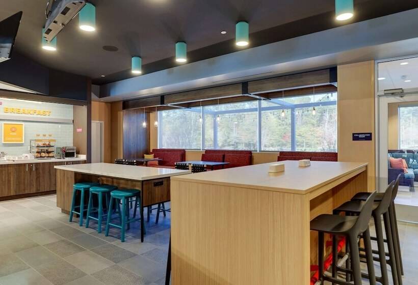 בית מלון כפרי Tru By Hilton Smithfield I95