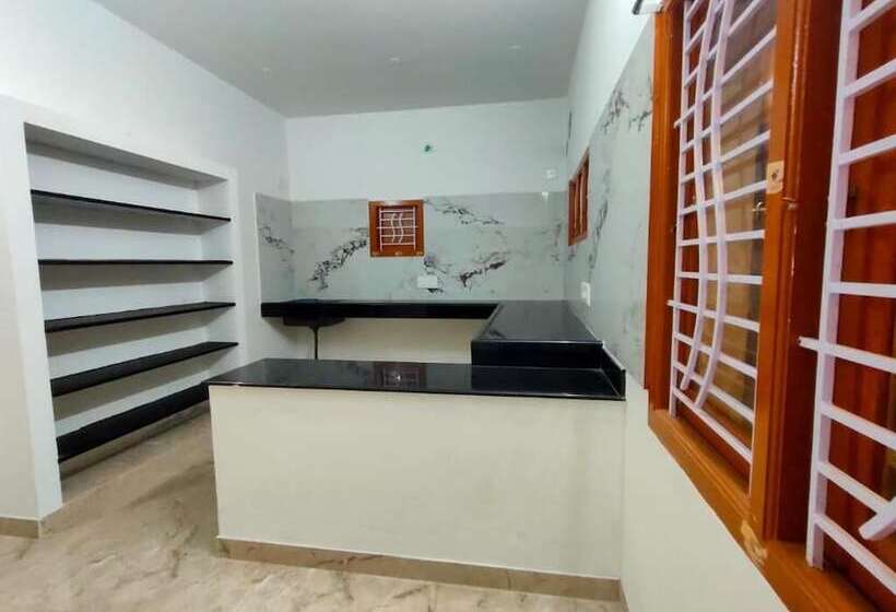 ペンション Bairava Bliss Inn   Rameswaram