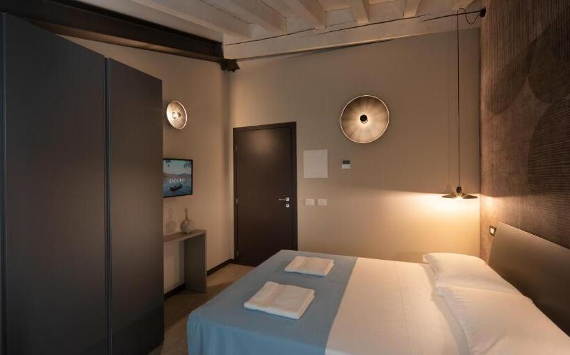 Общежитие Monte Isola   Decio Rooms