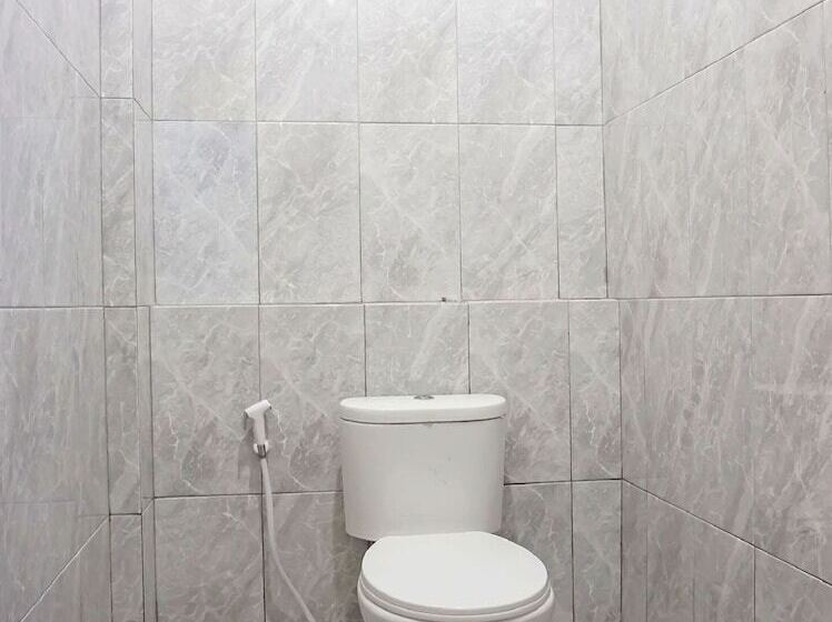 هتل Capital O 91790 S1 Residence