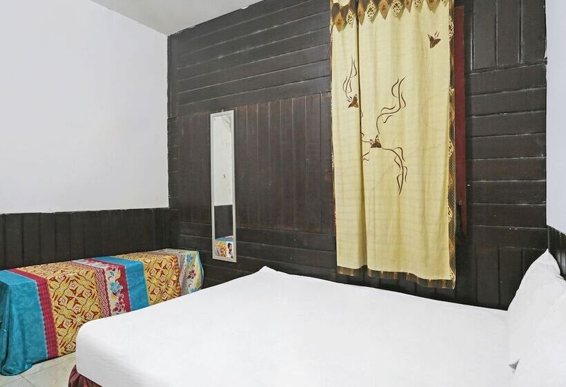 هتل Spot On 91793 Maila Homestay