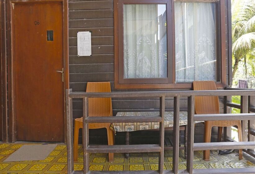 هتل Spot On 91793 Maila Homestay