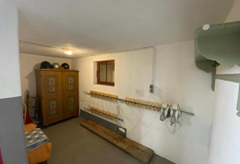 بنسيون Gästehaus Schmitt