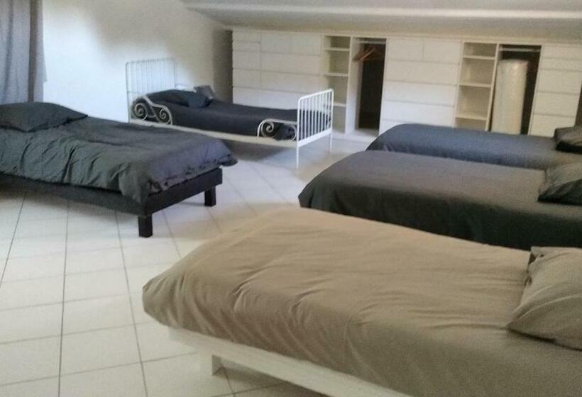 膳宿费 Demeure Du Dragon 5 Chambres Piscine  10 Lits   Personnes