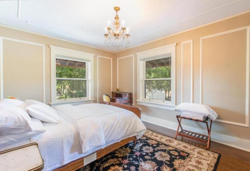 Martha S Bed And Breakfast