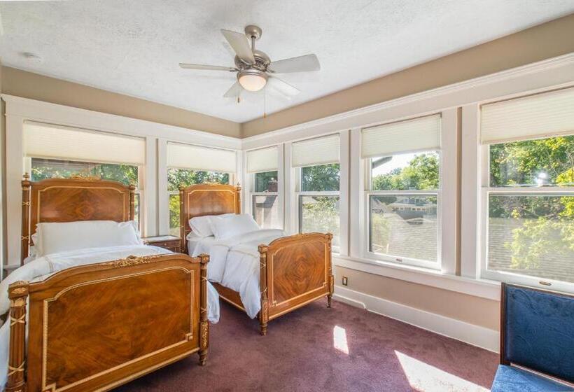 Martha S Bed And Breakfast