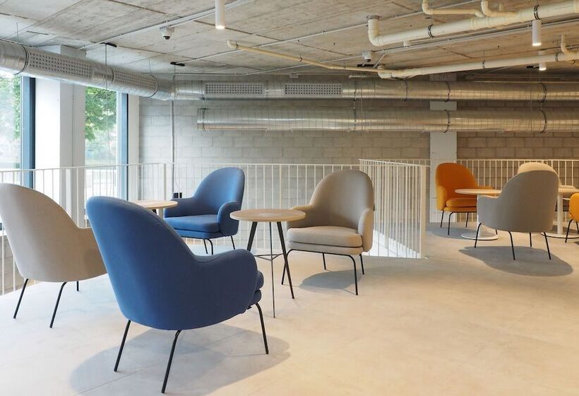 فندق صغير Micampus San Mamés Students Residence