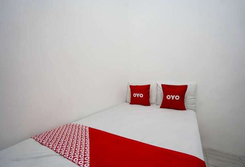 هتل Oyo 91746 Kost Sedati Syariah