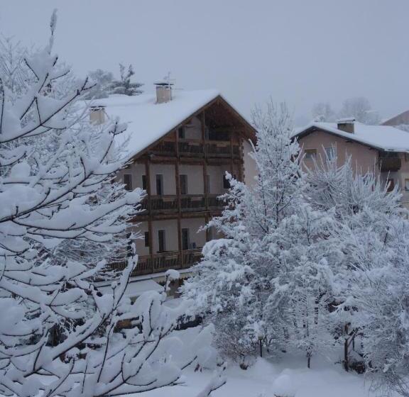فندق Albergo Bellaria
