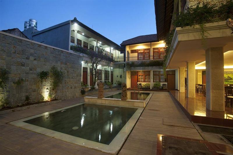 فندق Catur Adi Putra