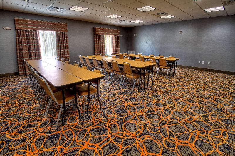 فندق Hampton Inn & Suites Ada