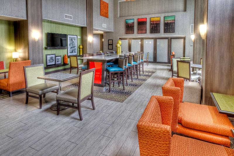 فندق Hampton Inn & Suites Ada