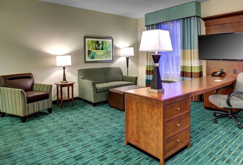 فندق Hampton Inn & Suites Coconut Creek