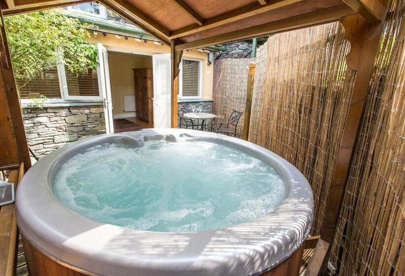 Отель Moss Grove Organic