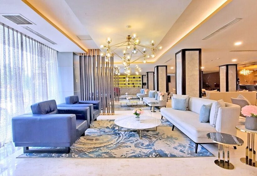 هتل Plaza Inn Kendari