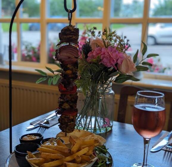 田舎風ホテル Station Inn B&b