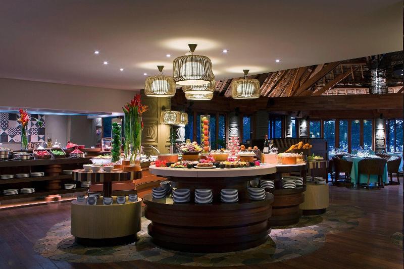 فندق Sheraton New Caledonia Deva Spa & Golf Resort