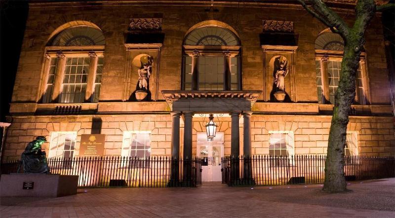 هتل The City Rooms