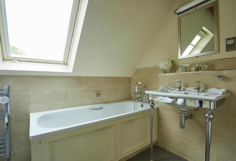 ホテル The Slaughters Country Inn